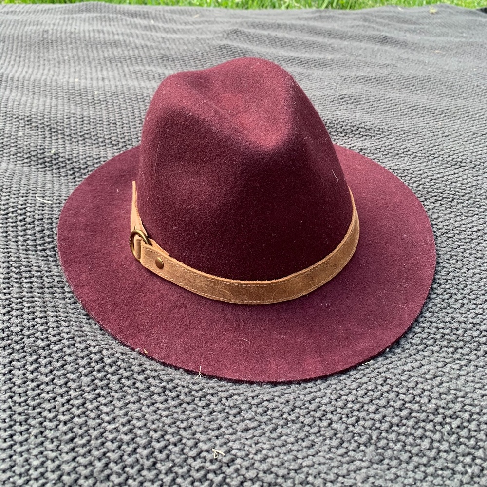 Frye felt hat